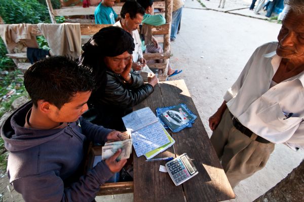 india-20100413-0145-editCB76C709-3290-CEC5-22D5-A3D87EA8BA4B.jpg