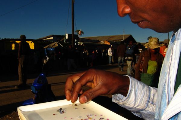 madagascar-canon-20100814-111325-3919B8406C8B-9573-E246-2D73-112F95469D32.jpg