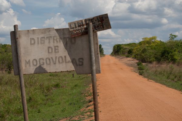 mozambique-20091213-041111E417D8-EBA9-A80E-7E69-A5CE75DCA2C8.jpg