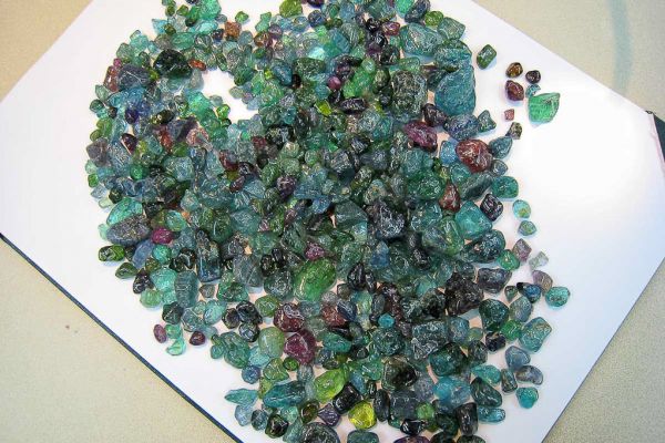 mozambique-tourmaline-10DC85BB4A-BE64-9472-186D-E739C244717C.jpg